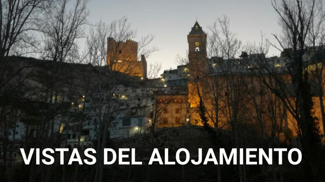 Apartamentos Los Robles Alcala del Jucar Buitenkant foto