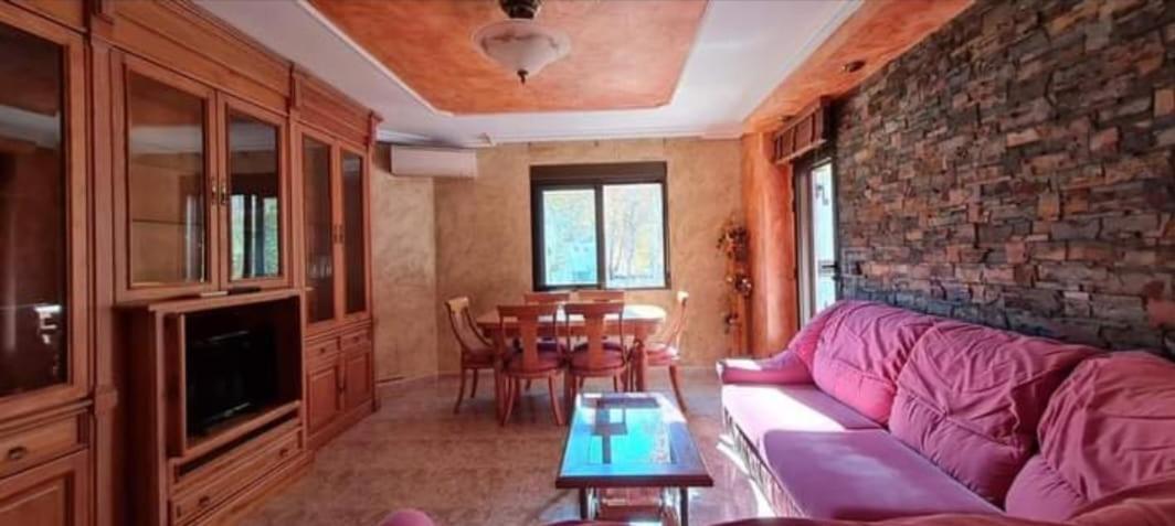 Apartamentos Los Robles Alcala del Jucar Buitenkant foto