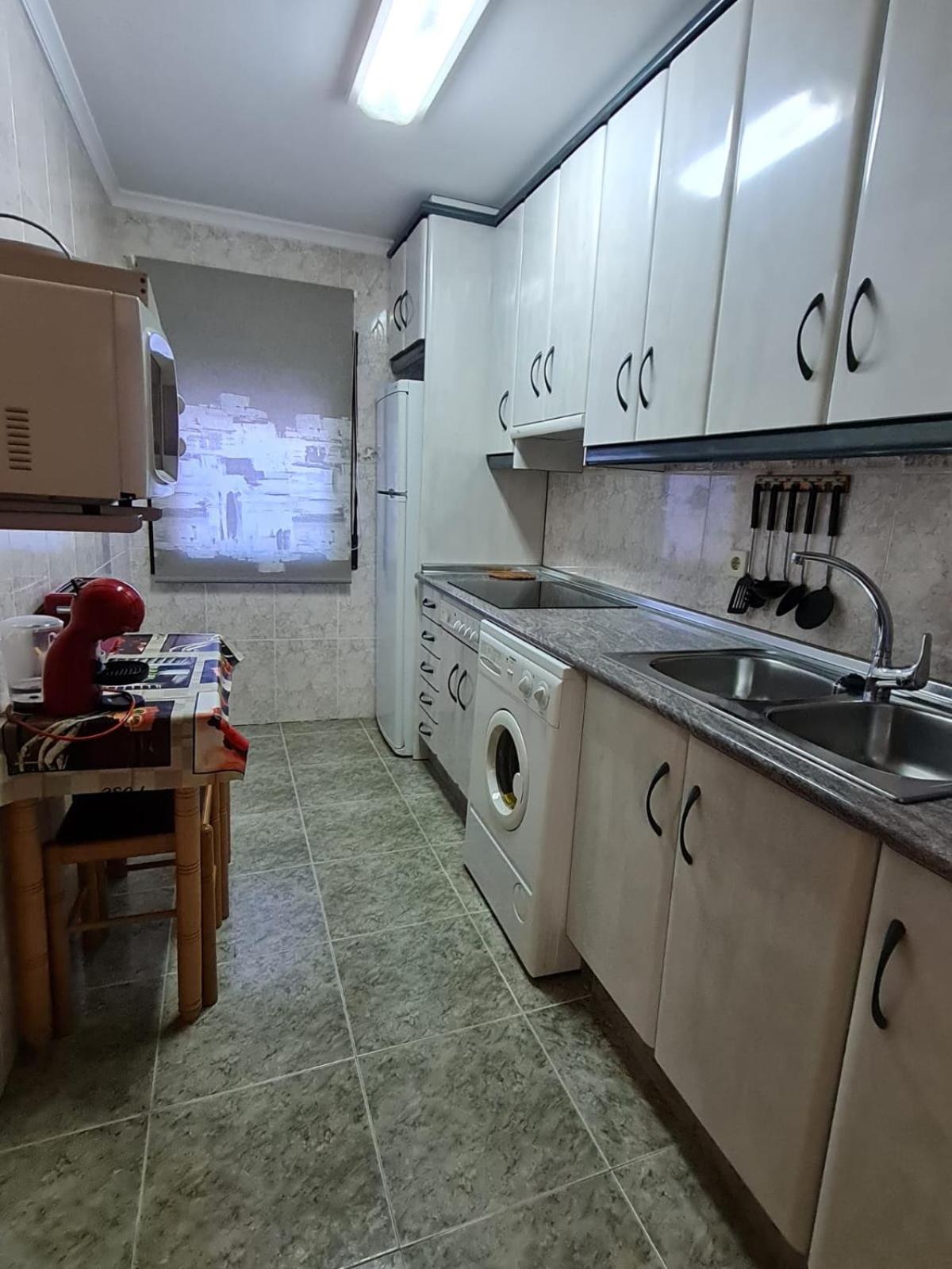 Apartamentos Los Robles Alcala del Jucar Buitenkant foto