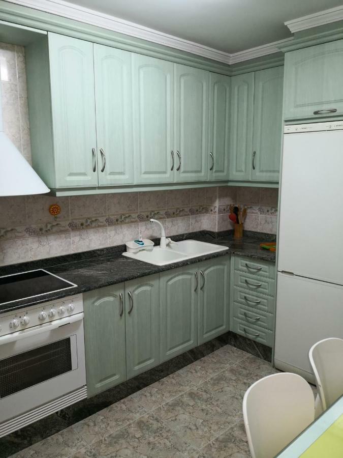 Apartamentos Los Robles Alcala del Jucar Buitenkant foto
